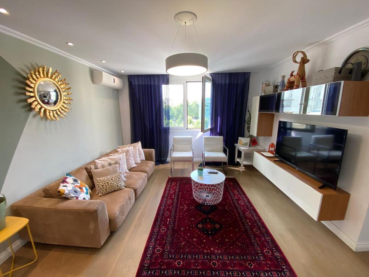 Cozy & Stylish Apartment Тирана Екстериор снимка