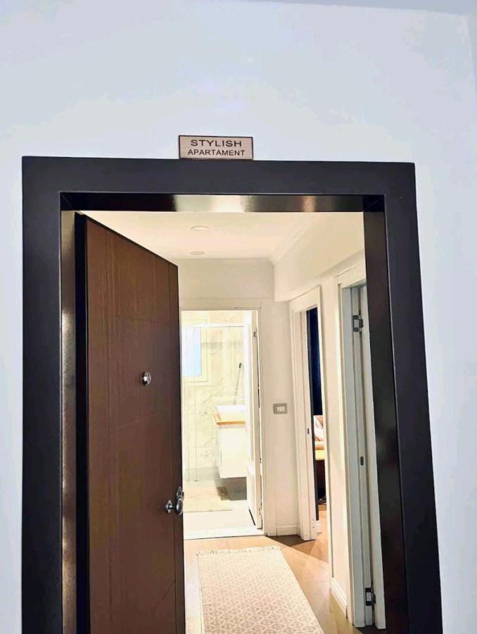 Cozy & Stylish Apartment Тирана Екстериор снимка